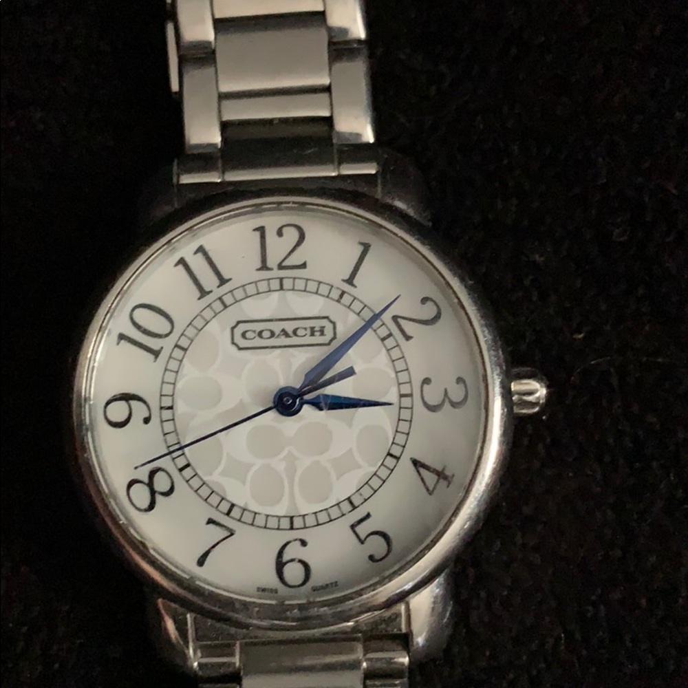 Watch - Picture 2 of 4